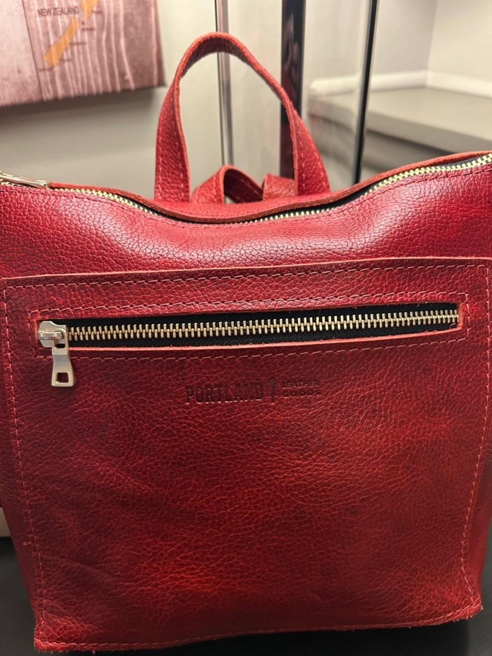 GORGEOUS Portland Leather Small Backpack, Chili Red, BRAND NEW - Picture 3 of 10
